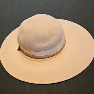 Chic Doeskin Beige Wide-Brim Hat